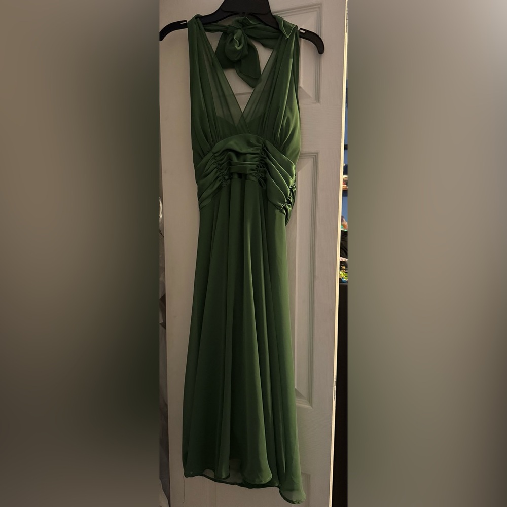 Elegant Green Halter Dress